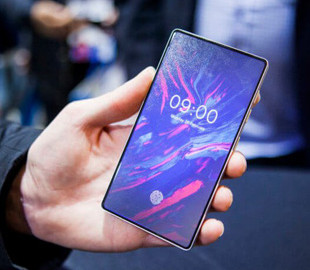 Почему в этом году точно не стоит ждать смартфонов с камерой под экраном