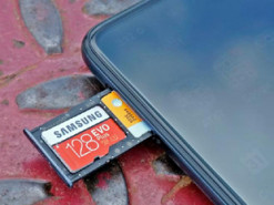 Виробники смартфонів збираються повернути слот для microSD, - інсайдер