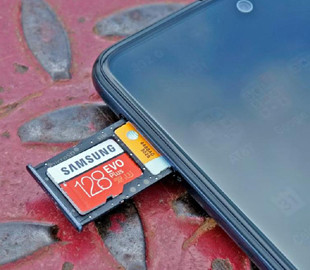 Виробники смартфонів збираються повернути слот для microSD, - інсайдер