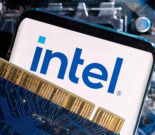 Intel змушена обмежувати постачання процесорів для звичайних ПК