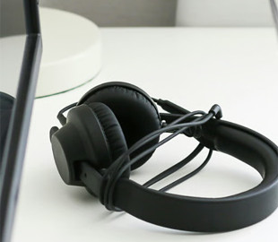 6 причин, чому дротові навушники кращі за бездротові