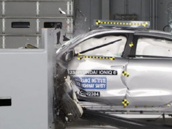 Експерти показали краш-тести нових електромобілів і розповіли про найбезпечніші з них