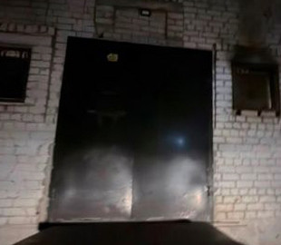 На Харківщині затримали двох чоловіків, які підпалили відділення "Нової пошти"