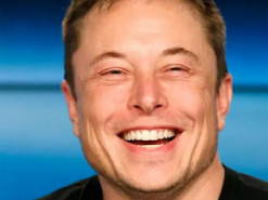 Ілон Маск запропонував підкорювати Марс, але помилково виклав фото Місяця