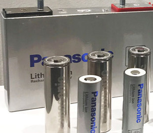 Panasonic пообещала выпустить аккумуляторы без кобальта для Tesla через два–три года
