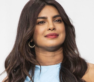 Пріянка Чопра зворушила відео на підтримку маленьких українців