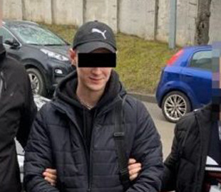 У Польщі українець видурював гроші в людей представляючись працівником банку