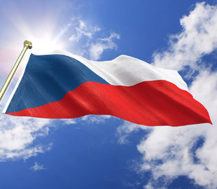 У Чехії горіло підприємство з виробництва дронів для України: розглядається версія про теракт