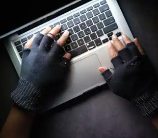 Виявлено критичну вразливість Bluetooth, яка дозволяє перехопити будь-які ваші дані