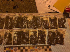 В Днепре задержали 19-летнего "закладчика" с партией расфасованной марихуаны