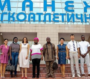 Нігерія відмовилася визнавати дипломи медиків, видані в Україні з 2022 року - ЗМІ