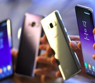 Мировой рынок смартфонов останется в упадке еще на год