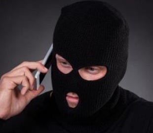 Псевдопрацівник банку «захистив» картку клієнта майже за 11 тисяч гривень