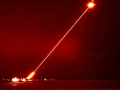 Розсекречено відео, яке демонструє лазерну зброю DragonFire у дії