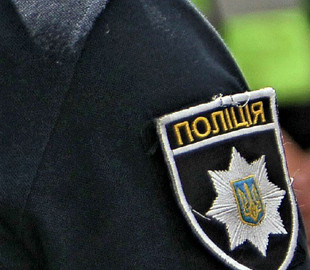 У Києві п’яна жінка заснула на 3-місячному немовляті