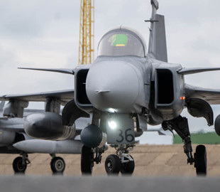Чехія продовжить оренду 12 шведських винищувачів Gripen до 2035 року