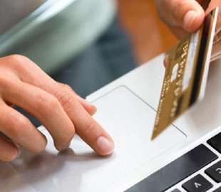 Інтернет-шахраї видурили у чотирьох українців понад 240 тисяч гривень