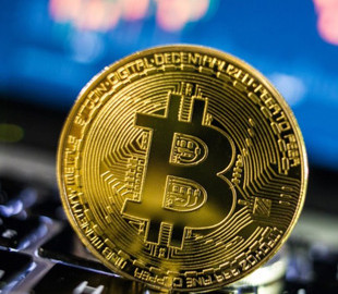 Майнери почали розпродувати запаси біткоїнів