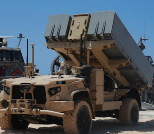 Військові США замовили автомобілі-безпілотники ROGUE-Fires для протикорабельної системи NMESIS