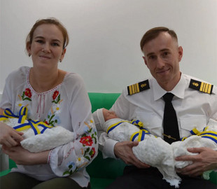 У родині українських військовослужбовців народилася трійня хлопчиків. Фото 