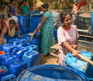 В Індії через екстремальну спеку не витримує енергомережа, є загиблі