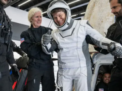 Злочин у космосі, якого не було: американку засудили до в'язниці за наклеп на дружину-астронавтку