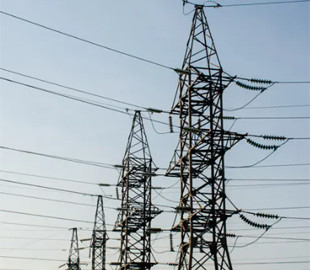 Більше не "енергетичні вампіри": дата-центри ШІ можуть стабілізувати електромережу