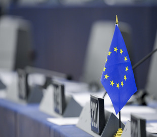 ЕС устанавливает правила поискового рейтинга для Google, Microsoft и других технологических платформ