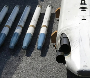 Пробиває хоч броню, хоч бетон: Канада може передати Україні тисячі ракет CRV7, що це за зброя