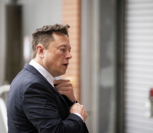 SpaceX Ілона Маска запускає перші супутники мобільної телефоннії