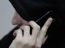 Женщина помогла мошенникам оставить её без денег