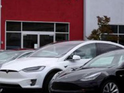 Илон Маск пообещал выпустить бюджетную беспилотную Tesla