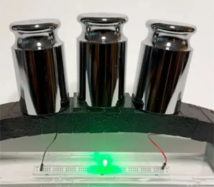 Вчені створили бетон, що перетворює будівлі на батареї