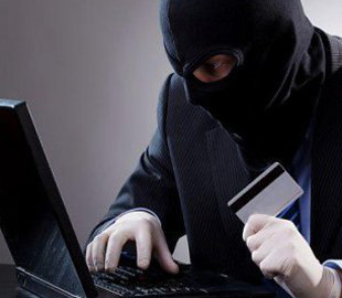 Телефонный разговор с «сотрудником банка» стоил мужчине 20 тыcяч гривeн