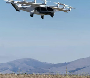 ОАЕ стане першою країною, в небі якої масово почнуть літати аеротаксі