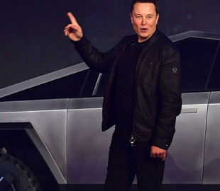 Глава Tesla посперечався з опонентами про свій успіх