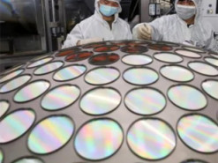 Китай обійшов санкції США: чипи для військових технологій і ШІ-застосунків у нього будуть