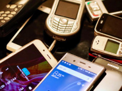 Еволюція мобільних телефонів: від «цеглин» до суперсучасних смартфонів