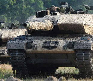 Чехія посилює свою армію сучасними танками Leopard 2A8