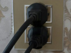 Приховані витрати електрики — 3 прилади, які краще вимикати