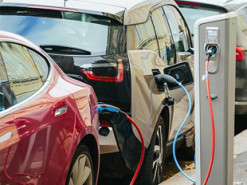 В Украине планируют отменить налог на ввоз электрокаров