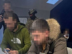 "Заробляли" на дитячій порнографії: повідомлено про підозру адміністраторам підпільної мережі