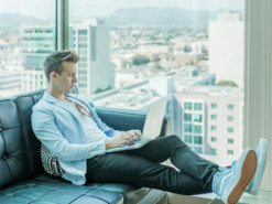 Названі найкращі та найгірші міста Європи для віддаленої роботи