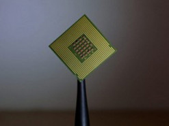 Только Samsung и Huawei показали рост на рынке процессоров для смартфонов