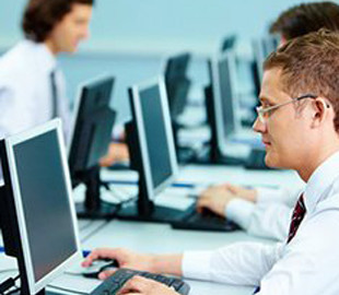 Казахстан присоединяется к борьбе за белорусских айтишников