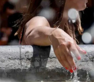 Південна Італія готується зіткнутися з температурою понад 40°C