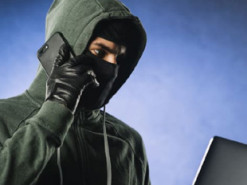 Мешканка Городенки перерахувала шахраям 116 тисяч гривень, рятуючи доньку від "криміналу"