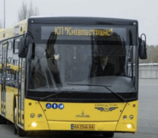 Шість столичних автобусів у суботу змінять маршрути