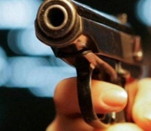 Хуліганство зі стріляниною в центрі Одеси: двом молодикам повідомили про підозру