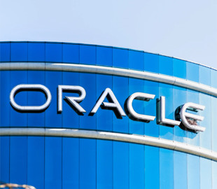 Oracle звільняє тисячі працівників, щоб замінити їх ШІ